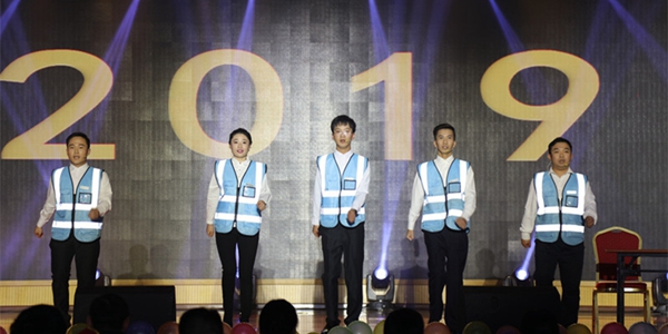 10-02、管理公司情景劇《中國夢 三箭夢》.jpg