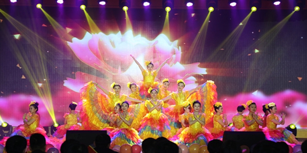 1-02、房地產公司、物業公司開場舞《春?！?jpg