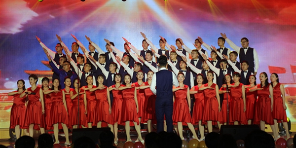 2、股份公司大合唱《祖國不會忘記》.jpg