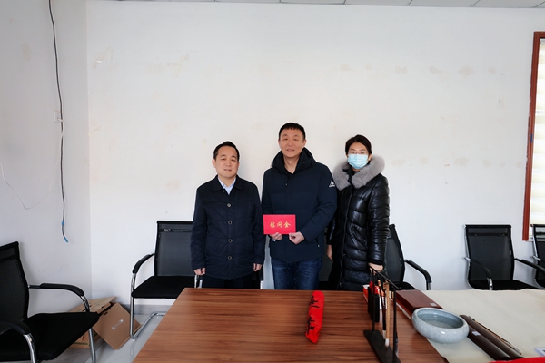 山東三箭集團(tuán)多層次、多角度、多形式開展新春慰問送關(guān)懷活動(dòng)